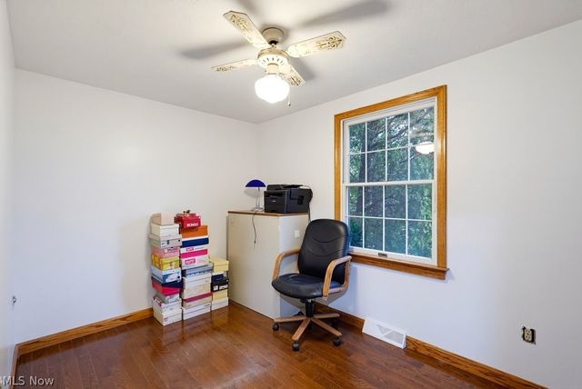 4209 Sunnyview Drive, Uniontown, OH 44685