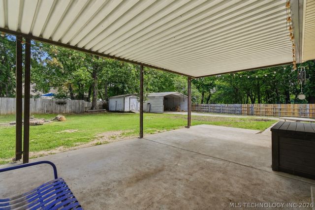 3637 E 143rd Street S, Bixby, OK 74008