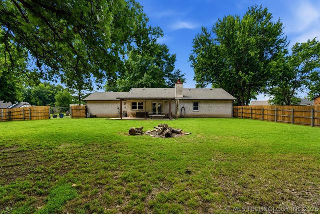 3637 E 143rd Street S, Bixby, OK 74008