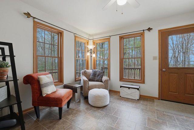 E2040 CURTIS LANE, Iola, WI 54945
