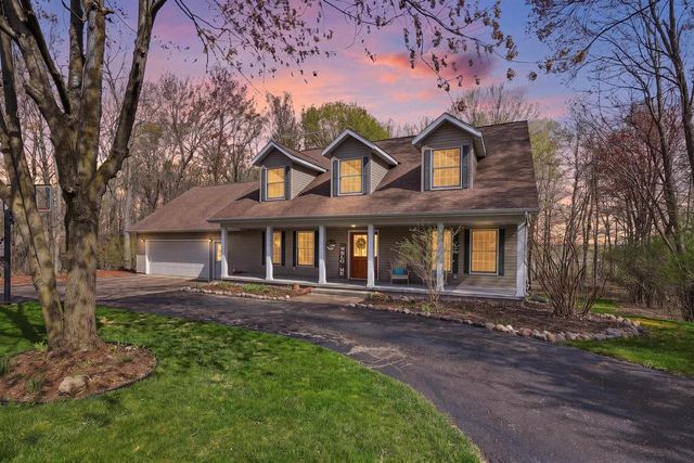 E2040 CURTIS LANE, Iola, WI 54945