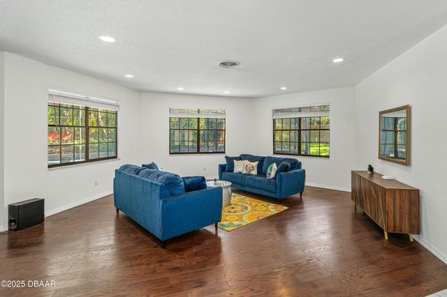 77 N St Andrews Drive, Ormond Beach, FL 32174