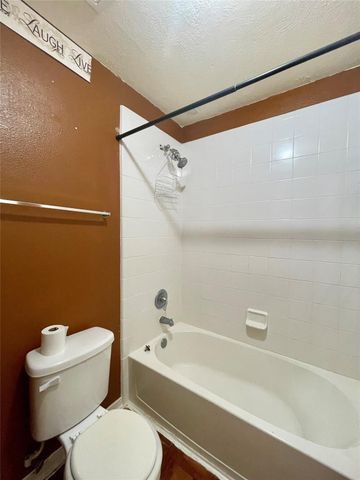 21142 Field House Court, Humble, TX 77338
