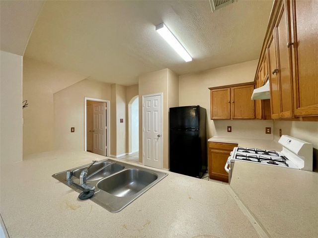 21142 Field House Court, Humble, TX 77338