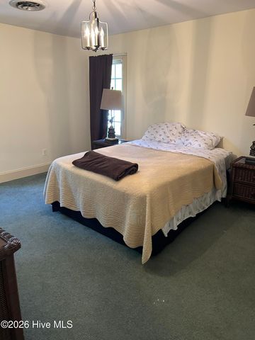 1110 Lakeside Drive NW, Wilson, NC 27896