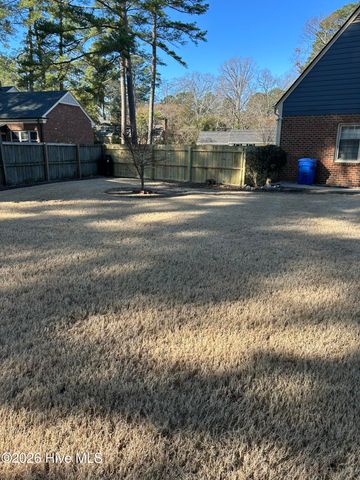 1110 Lakeside Drive NW, Wilson, NC 27896