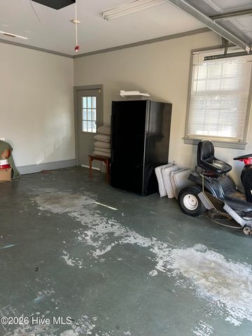 1110 Lakeside Drive NW, Wilson, NC 27896