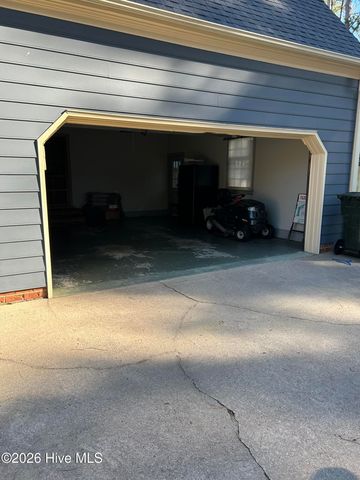 1110 Lakeside Drive NW, Wilson, NC 27896