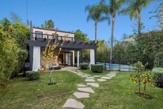 1116 S Highland Avenue, Los Angeles, CA 90019