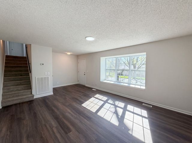 5148 Roxborough Dr, Hermitage, TN 37076