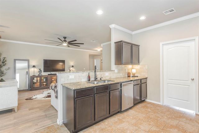 697 NE 20th Terrace, Newcastle, OK 73065