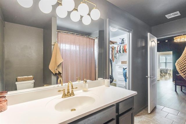 697 NE 20th Terrace, Newcastle, OK 73065