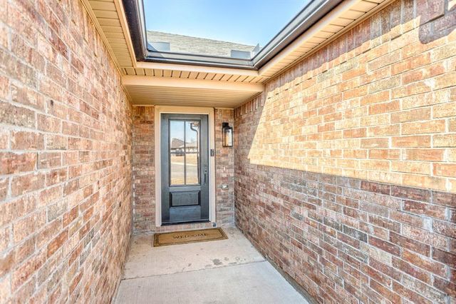 697 NE 20th Terrace, Newcastle, OK 73065