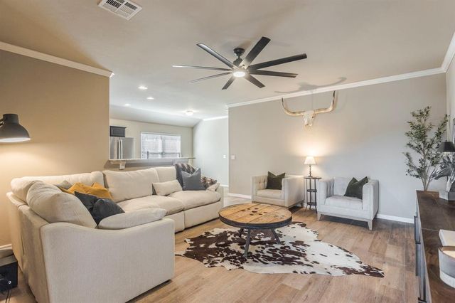 697 NE 20th Terrace, Newcastle, OK 73065