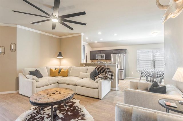 697 NE 20th Terrace, Newcastle, OK 73065