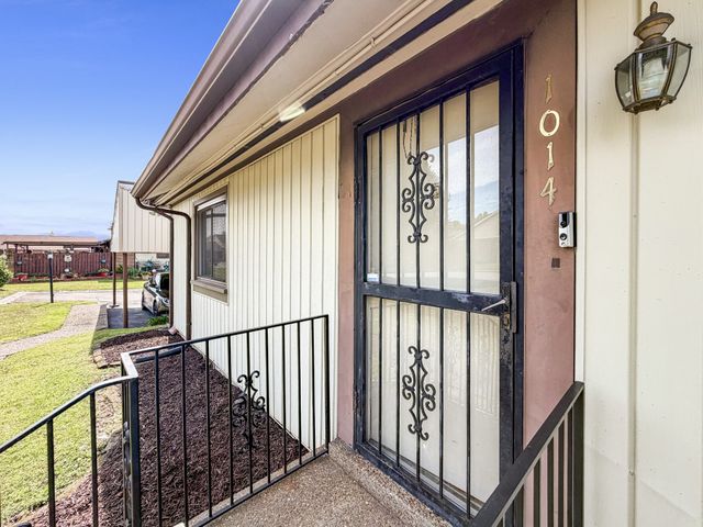 1014 Heritage Dr, Madison, TN 37115