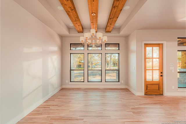 129 Hondo Ridge, La Vernia, TX 78121