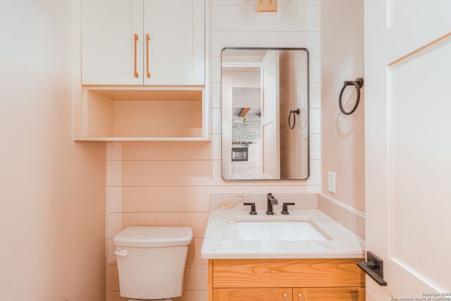 129 Hondo Ridge, La Vernia, TX 78121