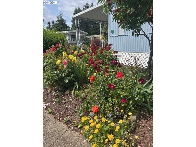 570 N 10TH Ave 71, Cornelius, OR 97113