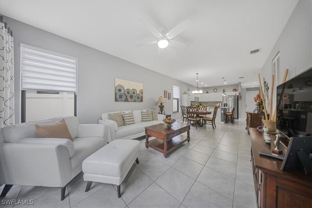 8805 Madrid CIR, Naples, FL 34104