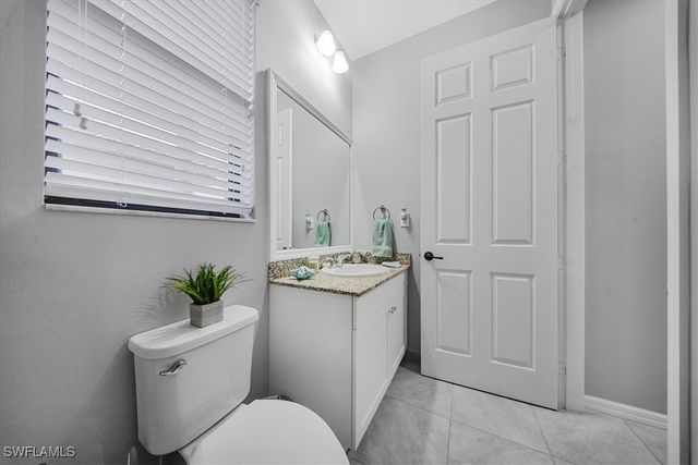 8805 Madrid CIR, Naples, FL 34104