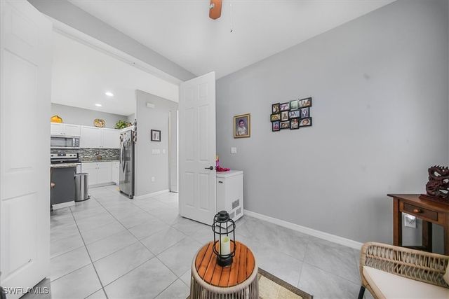 8805 Madrid CIR, Naples, FL 34104