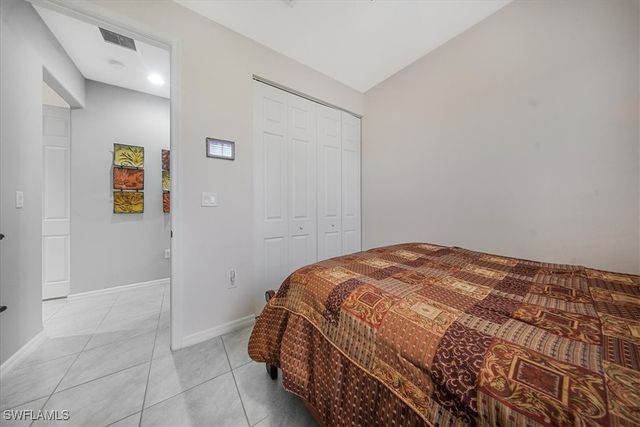 8805 Madrid CIR, Naples, FL 34104