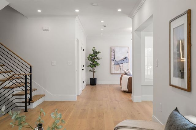 36 Osborne Rd 1, Brookline, MA 02446