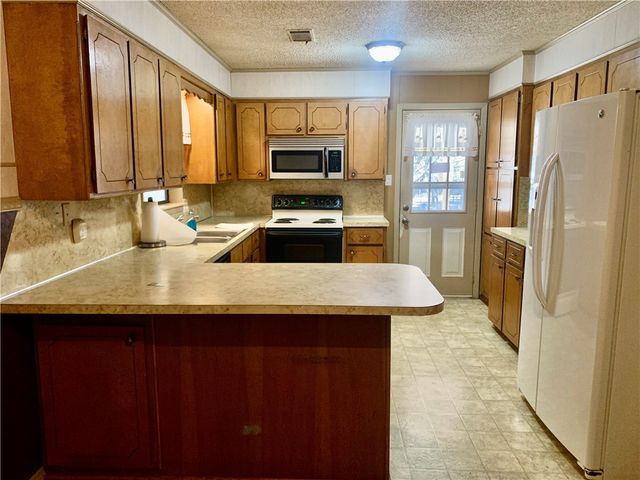 106 Lakeside Drive, New Blaine, AR 72851