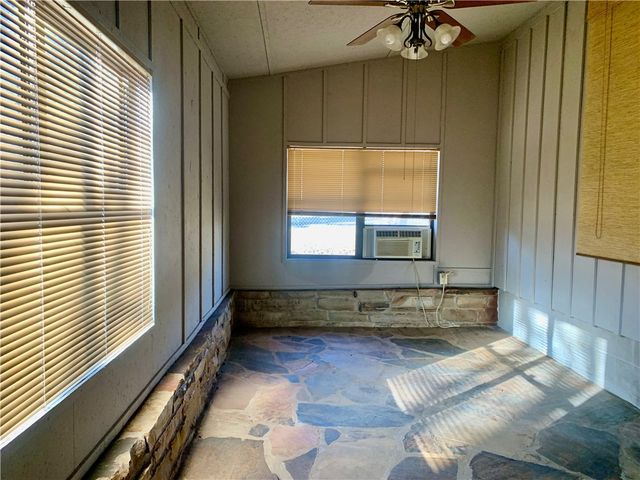 106 Lakeside Drive, New Blaine, AR 72851