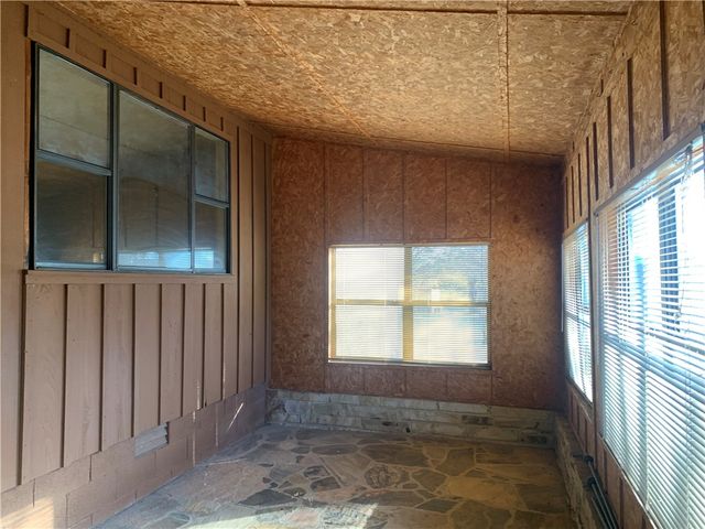 106 Lakeside Drive, New Blaine, AR 72851