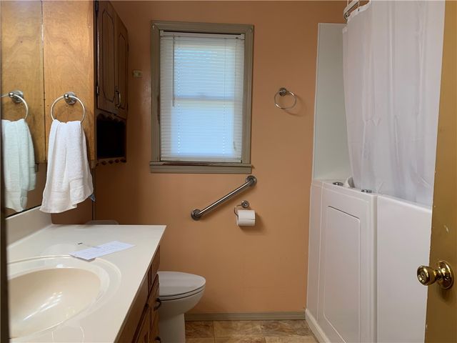 106 Lakeside Drive, New Blaine, AR 72851