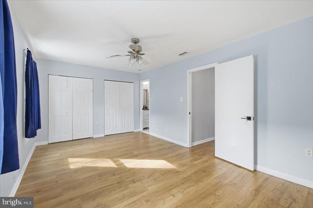 14187 ROYAL OAK LN, Centreville, VA 20120