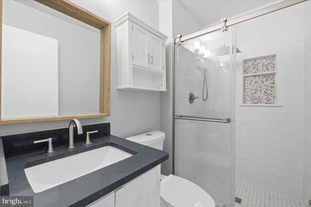 14187 ROYAL OAK LN, Centreville, VA 20120