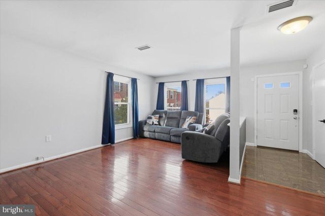 14187 ROYAL OAK LN, Centreville, VA 20120