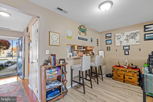 10 NEPTUNE DR, Joppa, MD 21085