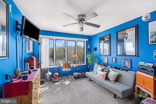 10 NEPTUNE DR, Joppa, MD 21085