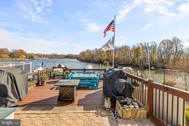 10 NEPTUNE DR, Joppa, MD 21085