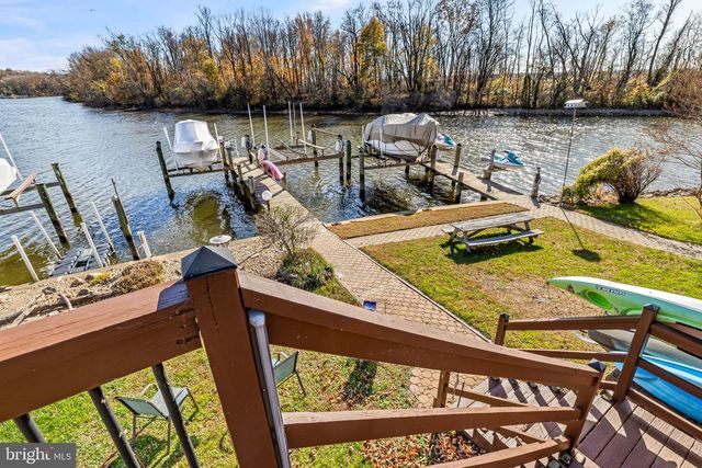 10 NEPTUNE DR, Joppa, MD 21085