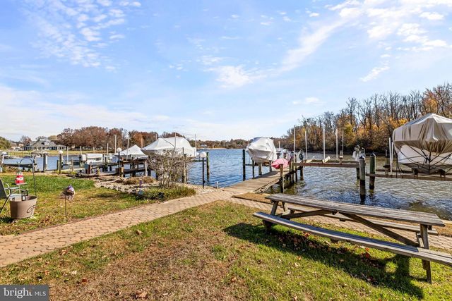 10 NEPTUNE DR, Joppa, MD 21085