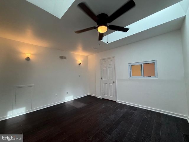 828 CHANTICLEER DR, Cherry Hill, NJ 08003