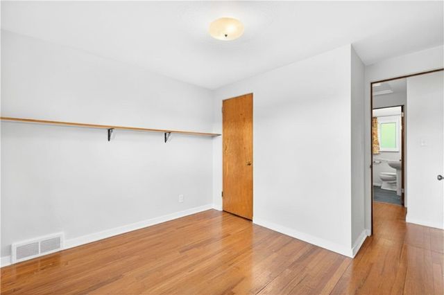 3975 Green Valley Drive, Hampton, PA 15116