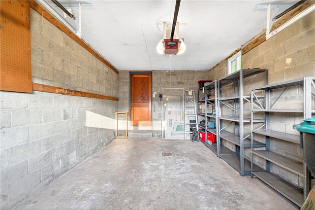 3975 Green Valley Drive, Hampton, PA 15116