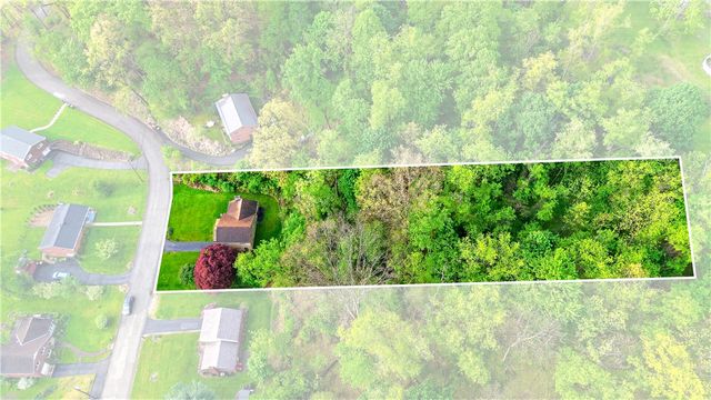 3975 Green Valley Drive, Hampton, PA 15116