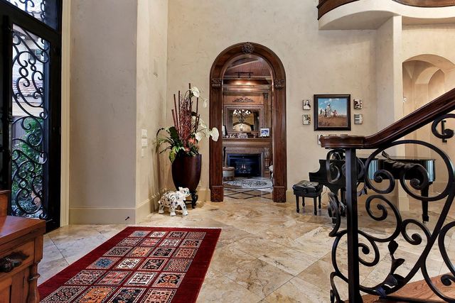 19 Hepplewhite Way, The Woodlands, TX 77382