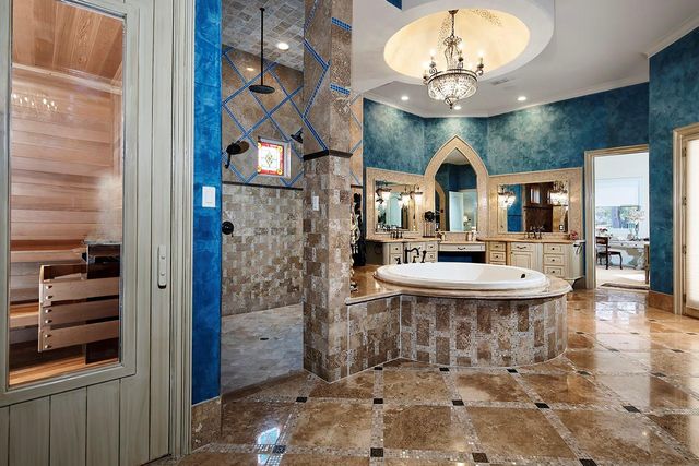 19 Hepplewhite Way, The Woodlands, TX 77382