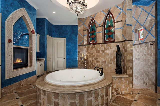 19 Hepplewhite Way, The Woodlands, TX 77382