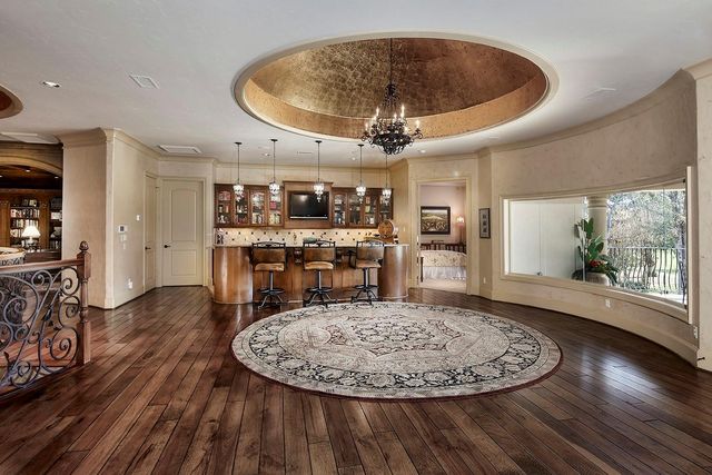 19 Hepplewhite Way, The Woodlands, TX 77382