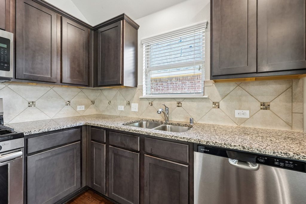 3204 Brazos Drive, Little Elm, TX 75068 — photo 5