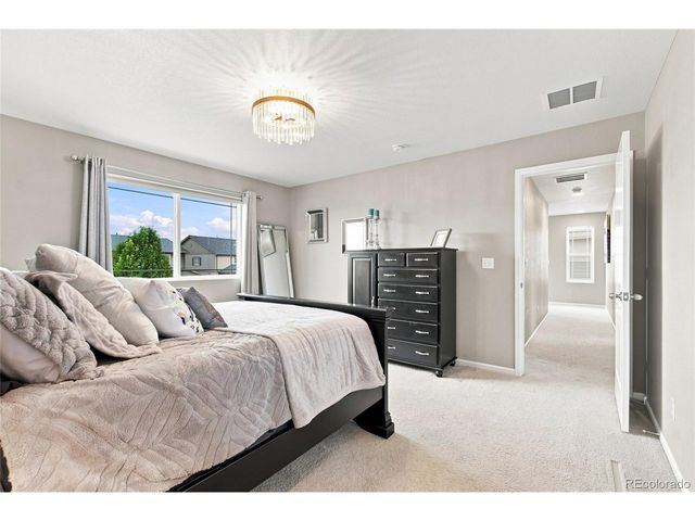 25647 E Maple Ave, Aurora, CO 80018